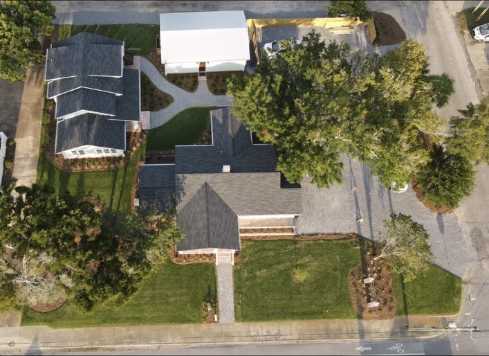 garden escapes aerial project 1920